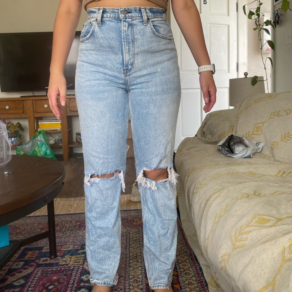 Abercrombie 90s Ultra High Rise Straight Jeans